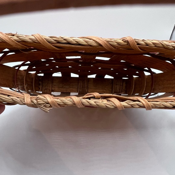 Vintage wall hanging basket hand painted birdhouses wicker rattan weave basket - Picture 7 of 10